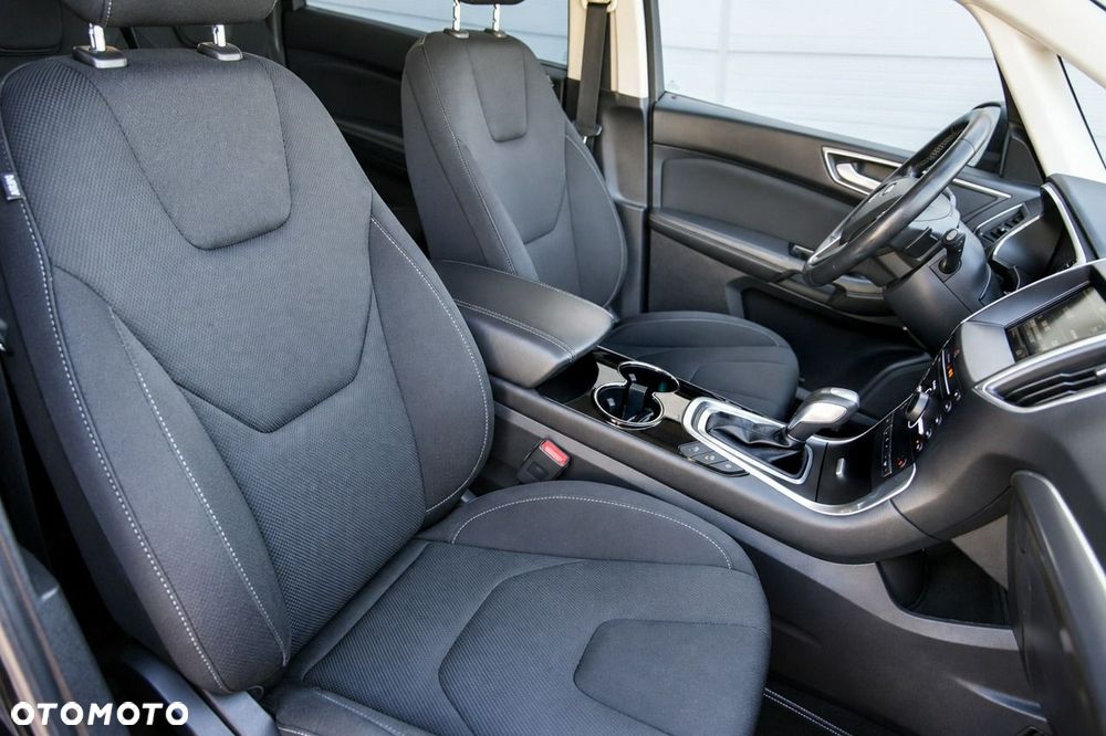Ford S-Max - 19