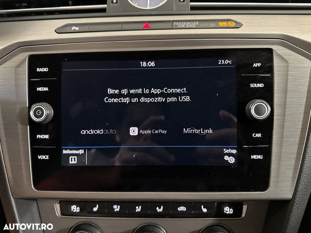 Volkswagen Passat - 20