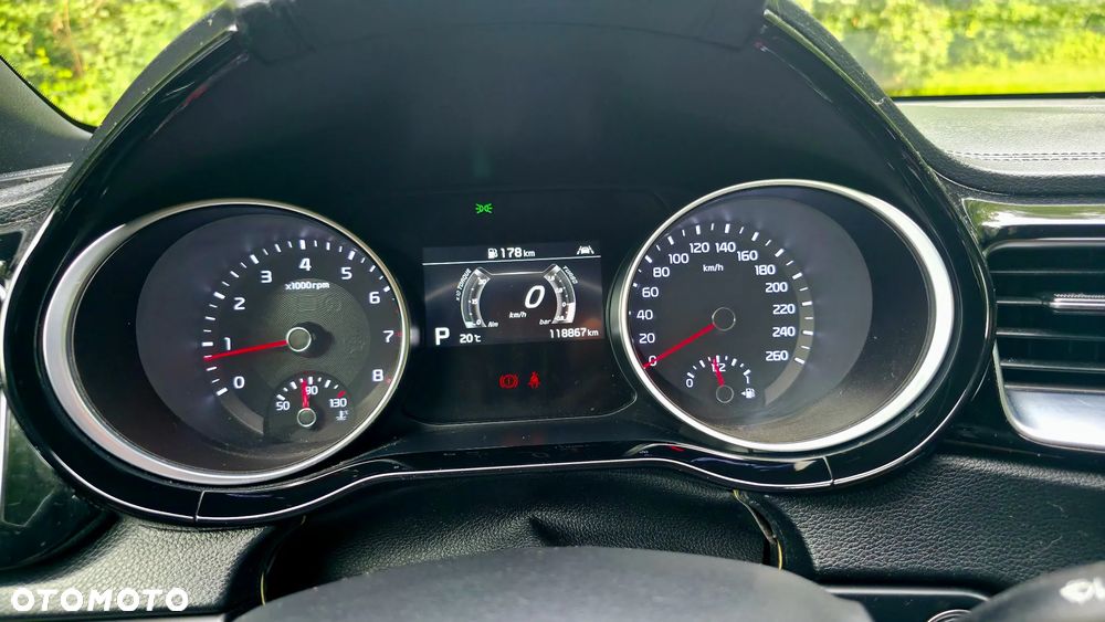 Kia ProCeed 1.6 T-GDI GT DCT - 10