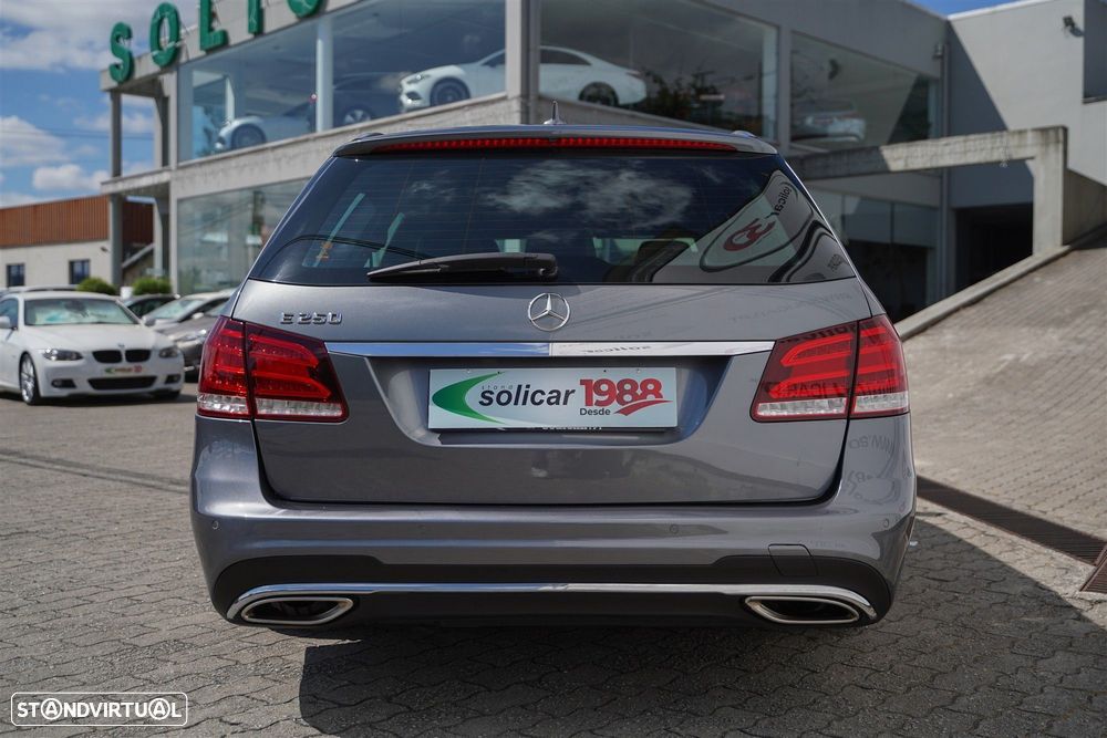 Mercedes-Benz E 250 BlueTEC Avantgarde Auto. - 3