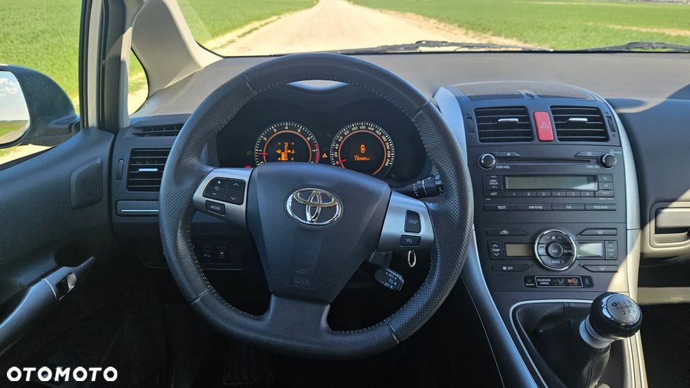 Toyota Auris 1.6 Valvematic Edition - 16