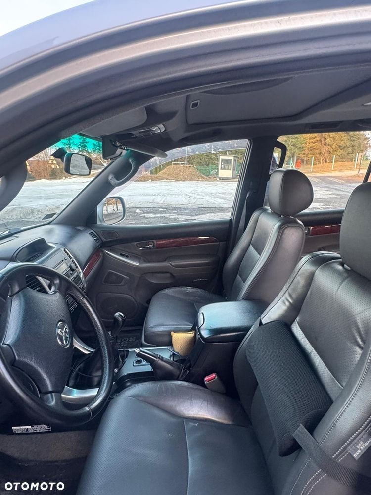 Toyota Land Cruiser 3.0 D Luna - 4