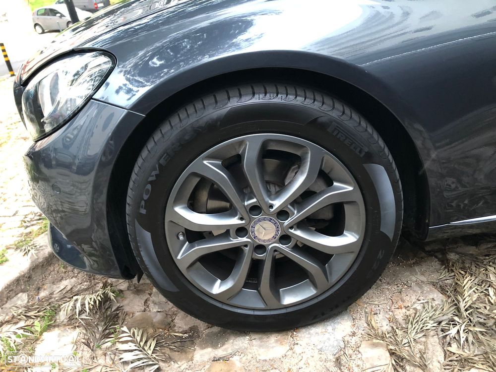 Mercedes-Benz C 200 - 12