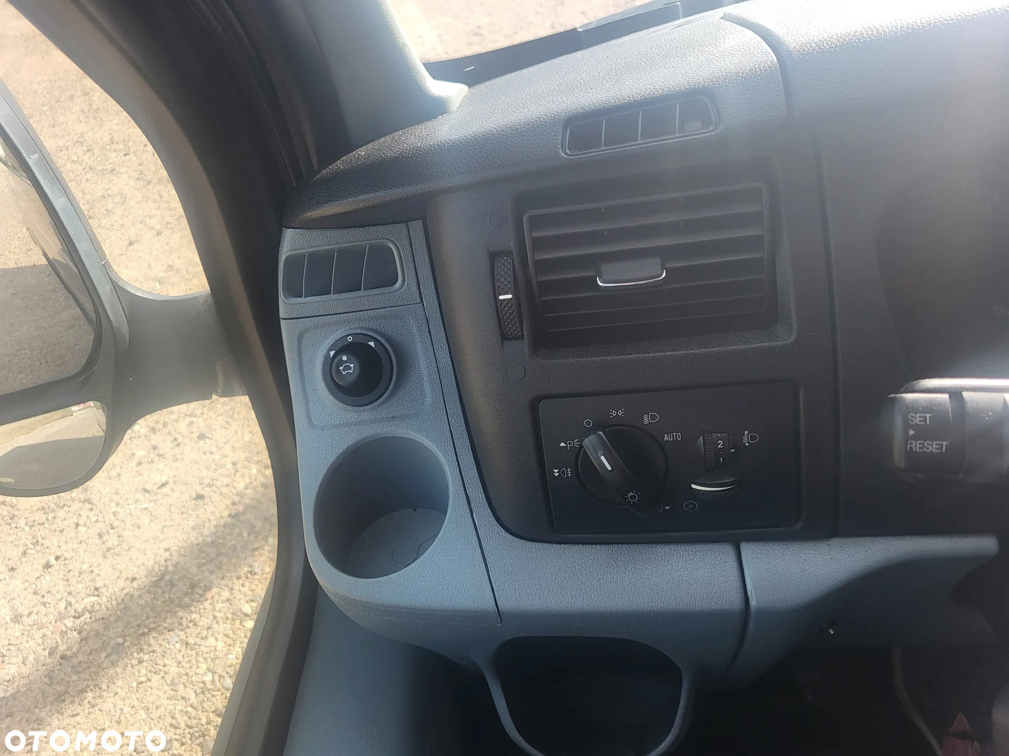 Ford Transit - 25