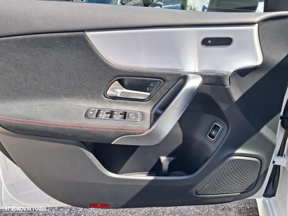 Mercedes-Benz A 250 - 10