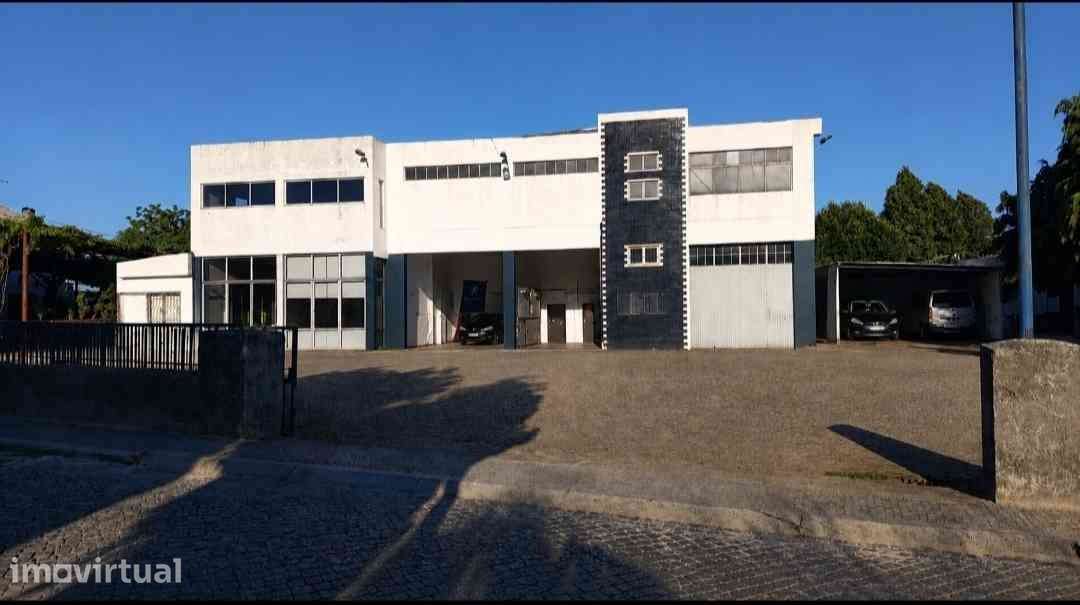 Imóvel Comercial Industrial para venda  Lousada - Grande imagem: 2/4
