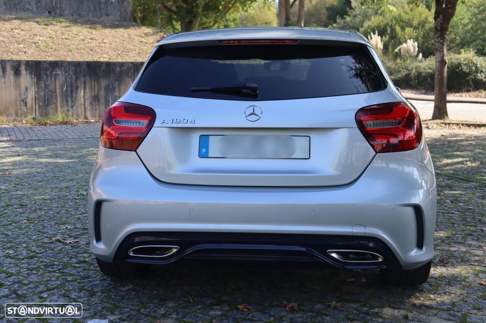 Mercedes-Benz A 180 d AMG Line - 4