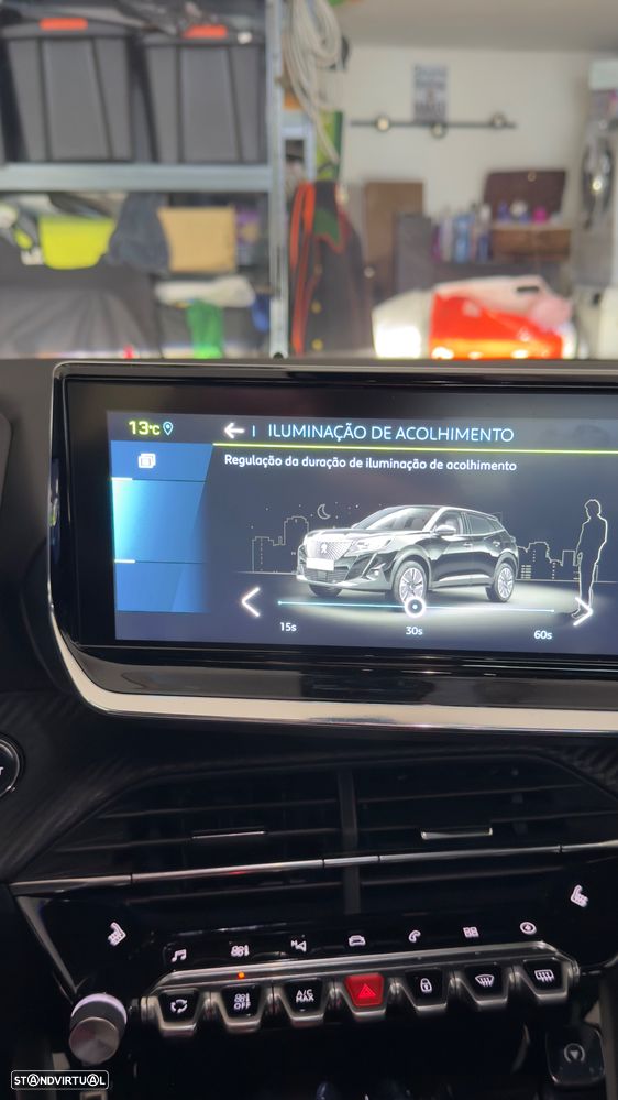 Peugeot e-2008 156 GT Exclusive - 13