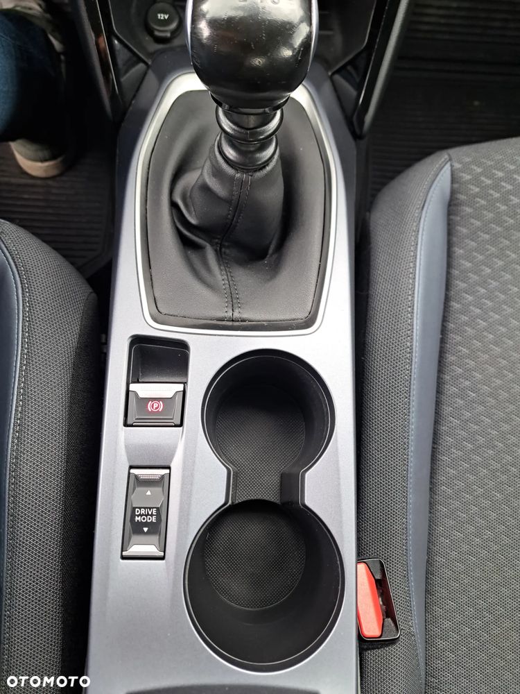 Peugeot 2008 1.2 Pure Tech GPF Active S&S - 27
