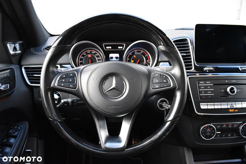 Mercedes-Benz GLS AMG 63 4-Matic - 16