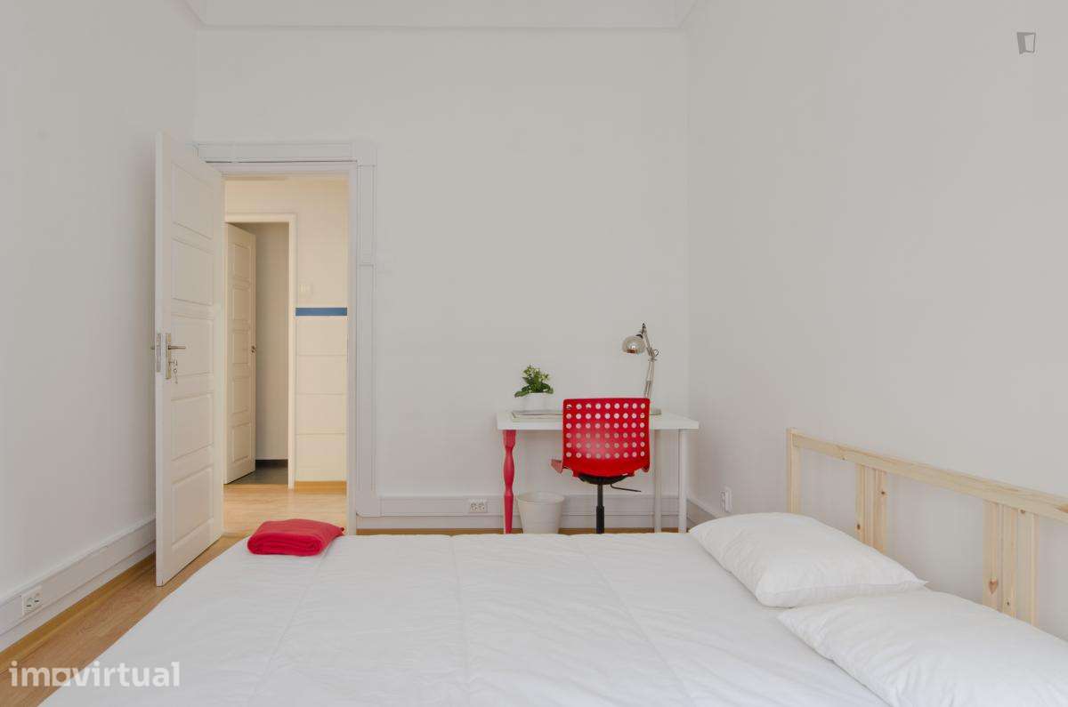 Quarto - localizado em Entrecampos Lisbon - Grande imagem: 3/15