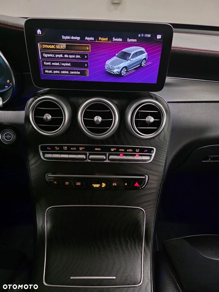 Mercedes-Benz GLC 220 d 4Matic 9G-TRONIC AMG Line Plus - 12