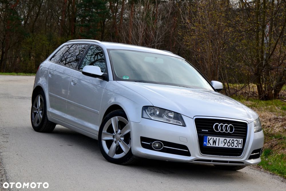 Audi A3 Sportback 2.0 TDI DPF Attraction - 2