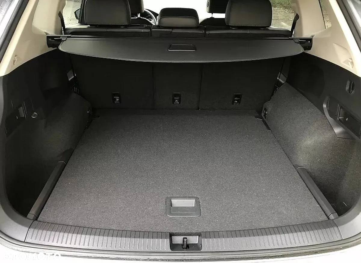 Volkswagen Tiguan Allspace 2.0 TSI 4Mot Elegance DSG - 22