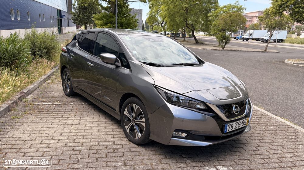 Nissan Leaf N-Connecta Two Tone - 2