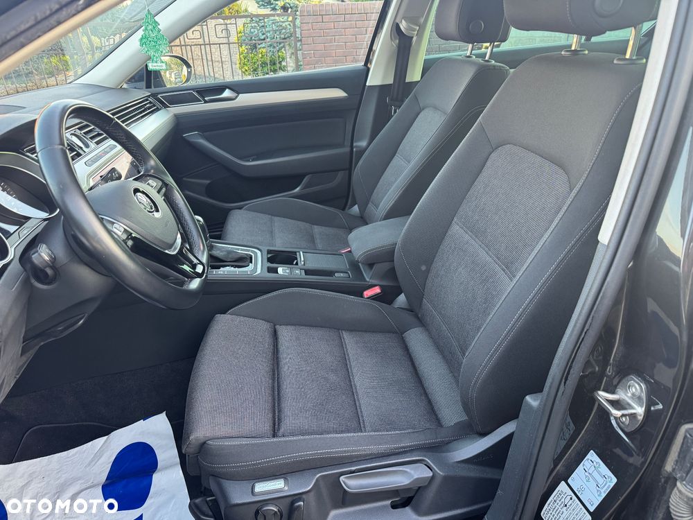 Volkswagen Passat 1.5 TSI OPF DSG Comfortline - 14