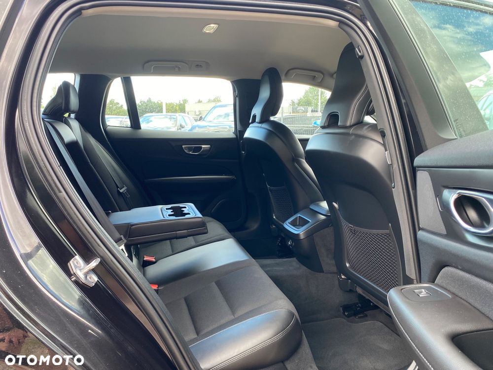 Volvo V60 D3 Geartronic Momentum Pro - 6