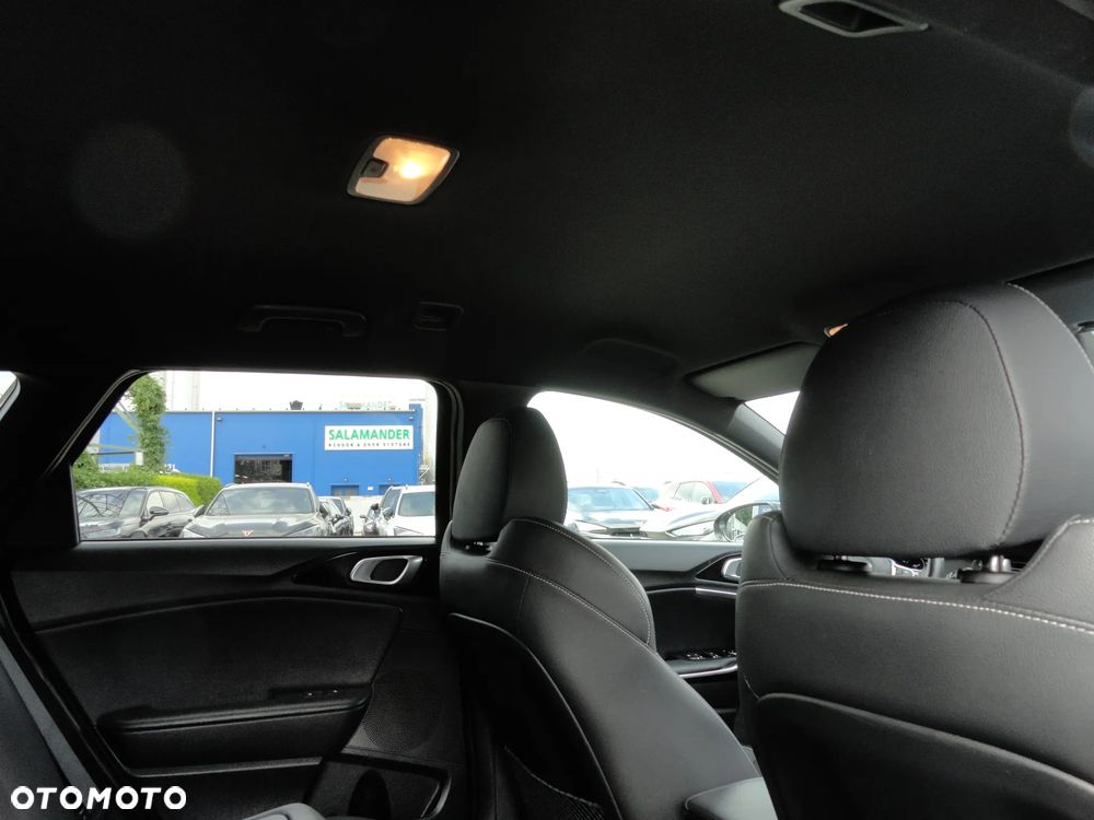 Kia Ceed 1.5 T-GDI DCT7 OPF GT Line - 13