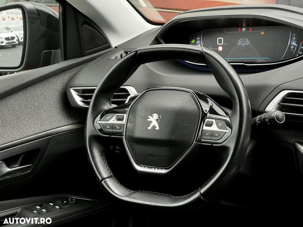 Peugeot 3008 - 10