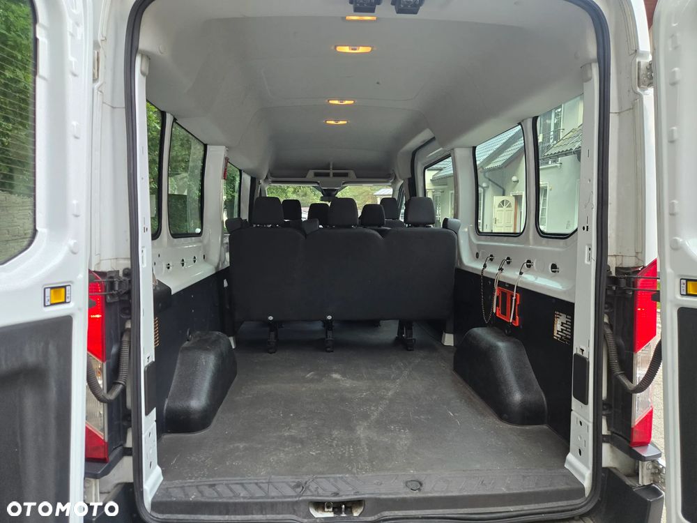 Ford Transit L3H2 Trend - 17