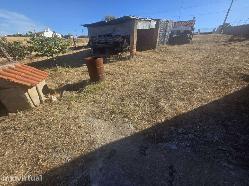 Excelente Terreno urbano com 1821 m2, a 5 minutos da praia fluvial ... - Grande imagem: 3/8