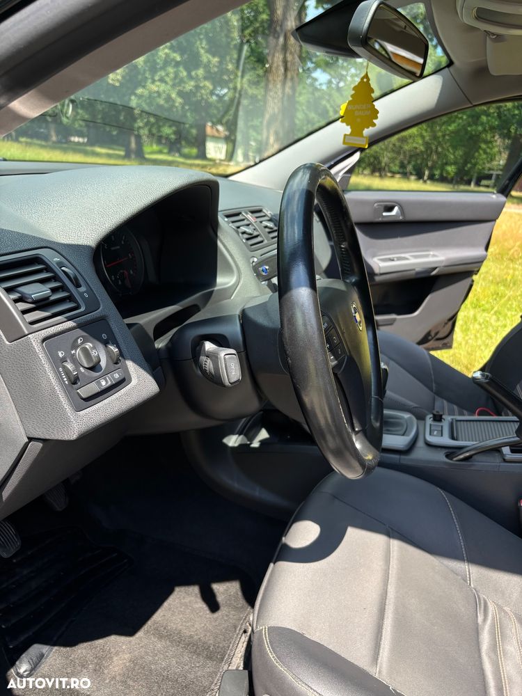 Volvo S40 1.6D DPF DRIVe - 23