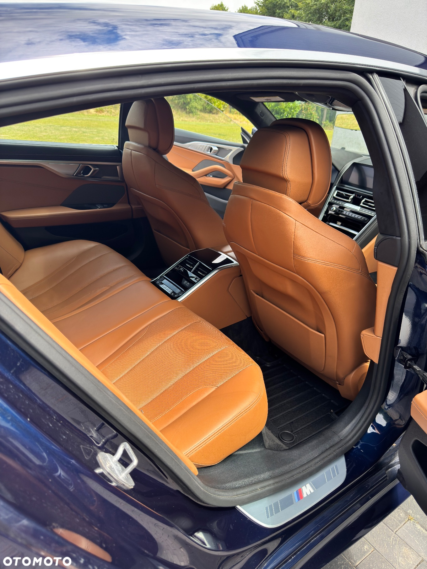 BMW Seria 8 M850i xDrive Gran Coupe - 13