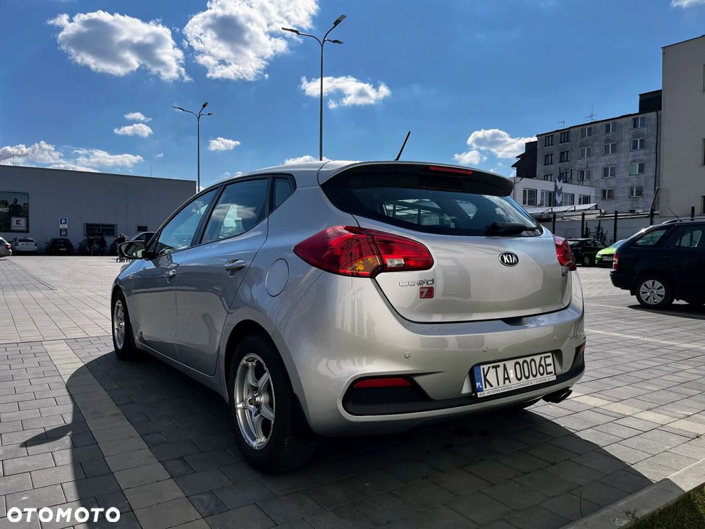 Kia Ceed 1.6 CRDi M - 5