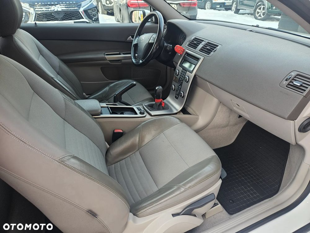 Volvo C30 1.6D DRIVe Momentum - 9