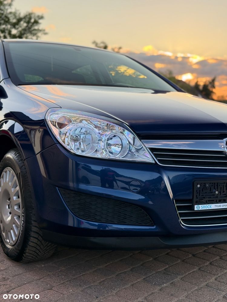 Opel Astra 1.4 Enjoy - 24