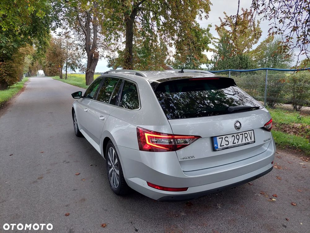 Skoda Superb 1.6 TDI GreenLine - 3