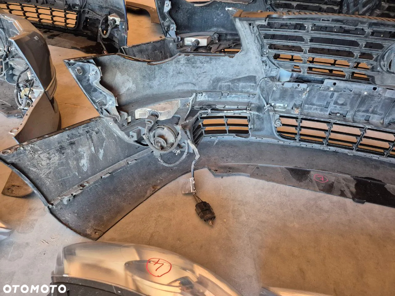PASSAT B6 ZDERZAK LAMPA MASKA DOKŁADKA REFLEKTOR LC9X LB5M - 25