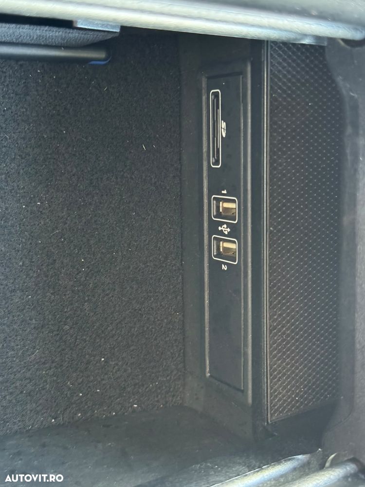 Mercedes-Benz C 220 d 4MATIC Aut. - 26