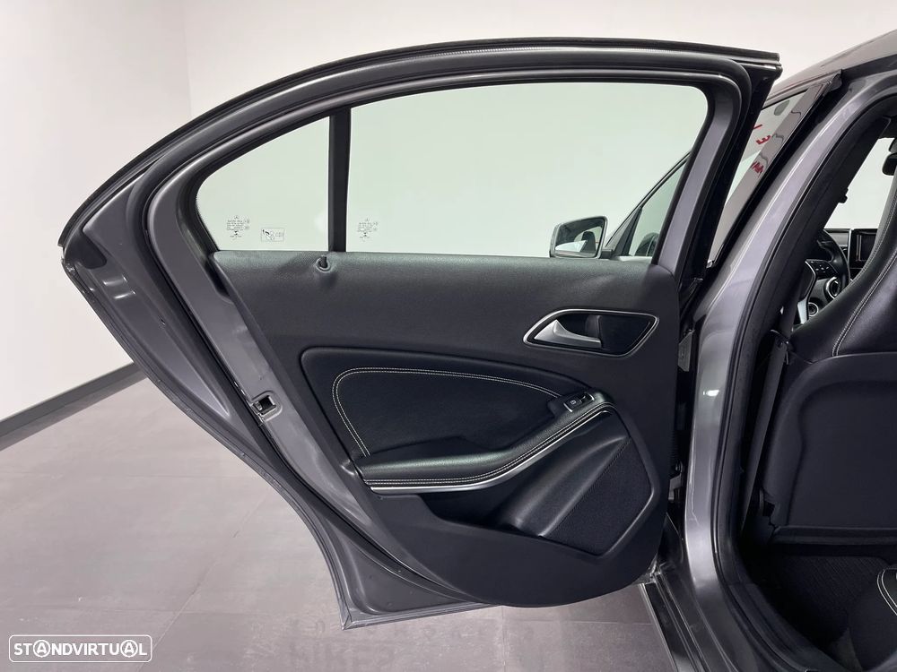 Mercedes-Benz A 180 CDI BE Edition Urban - 34