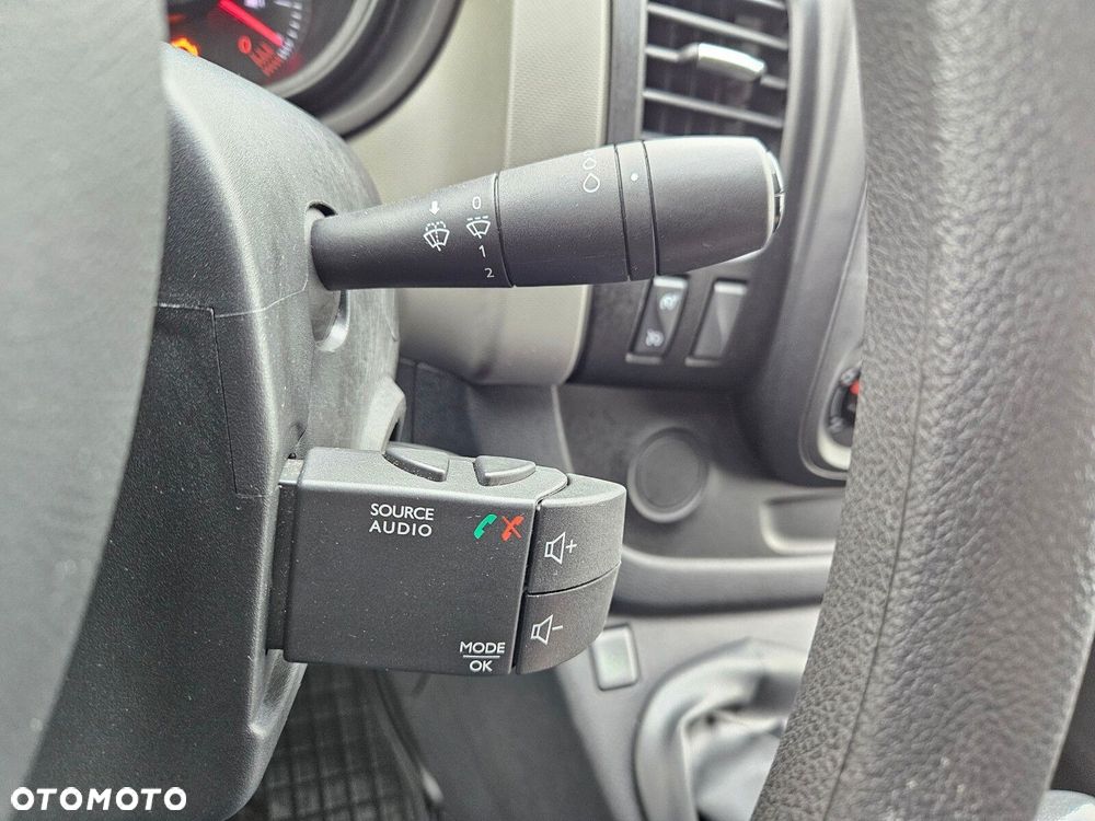 Renault Trafic L2H1 *49999zł NETTO* 1.6dCi/120KM - 19