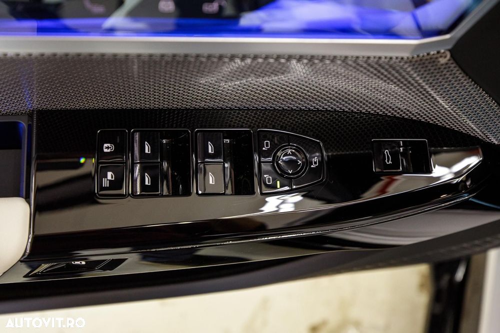 BMW Seria 7 - 37