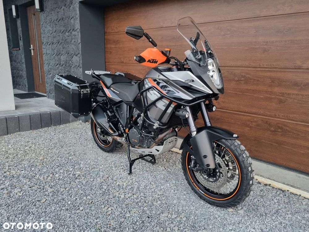 KTM Adventure - 8