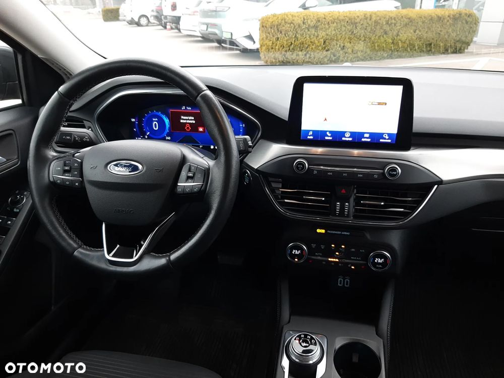 Ford Focus 2.0 EcoBlue Titanium - 18