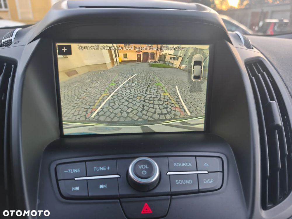 Ford Kuga - 23