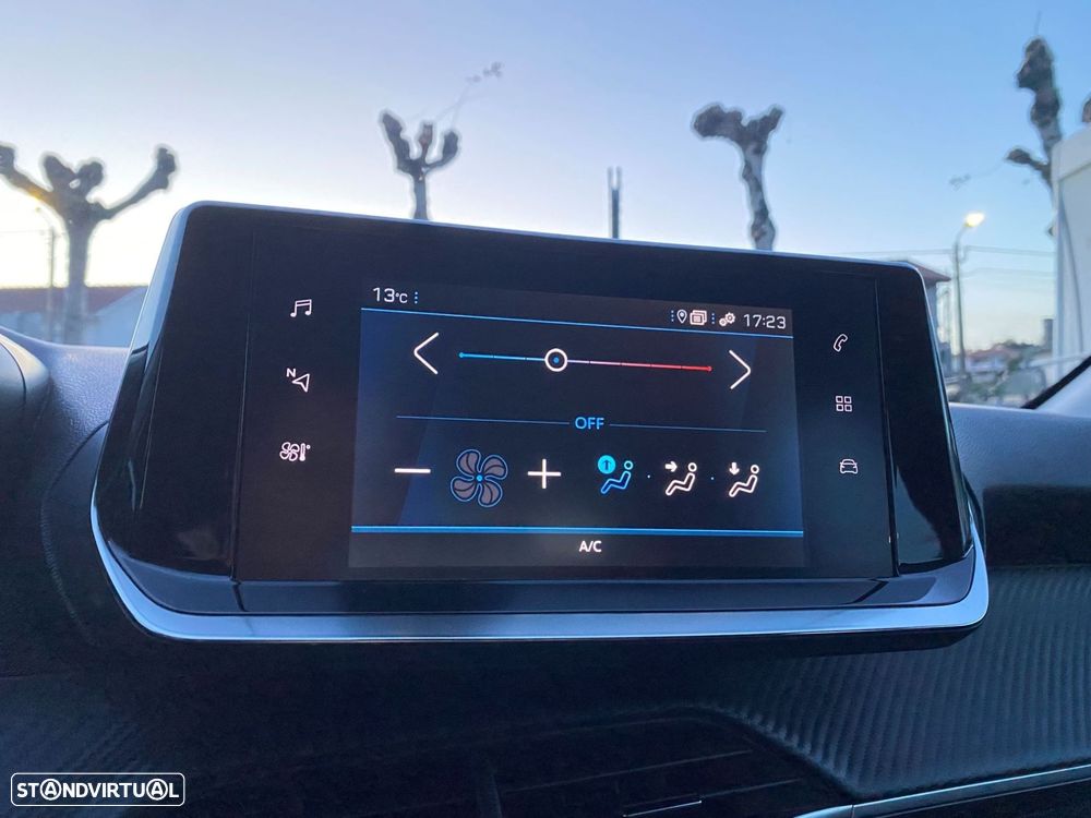 Peugeot 208 1.2 PureTech Active - 17