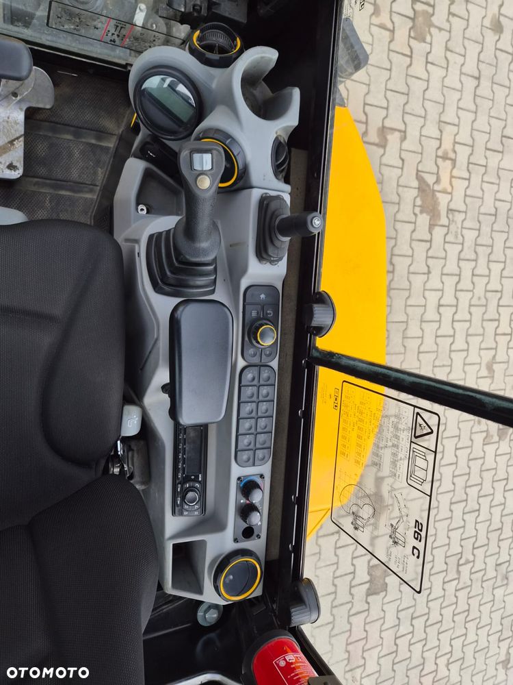 JCB 26C-1 - 10