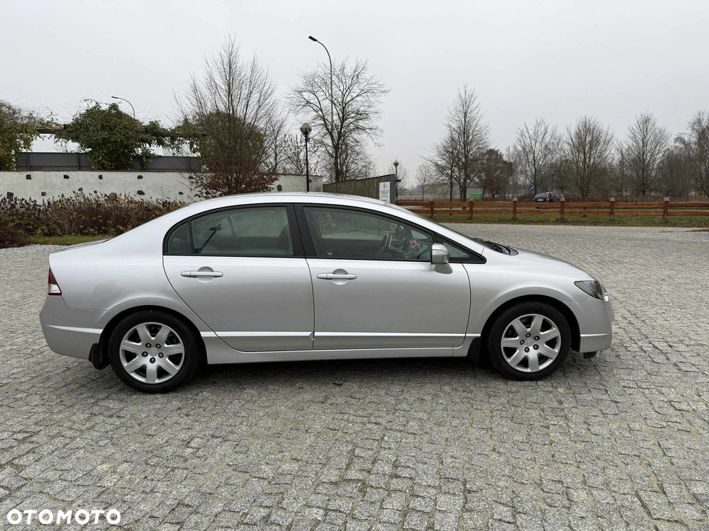 Honda Civic 1.8 Comfort - 8