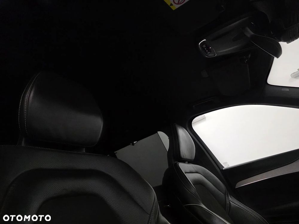 Volvo XC 90 B5 D AWD Geartronic RDesign - 29