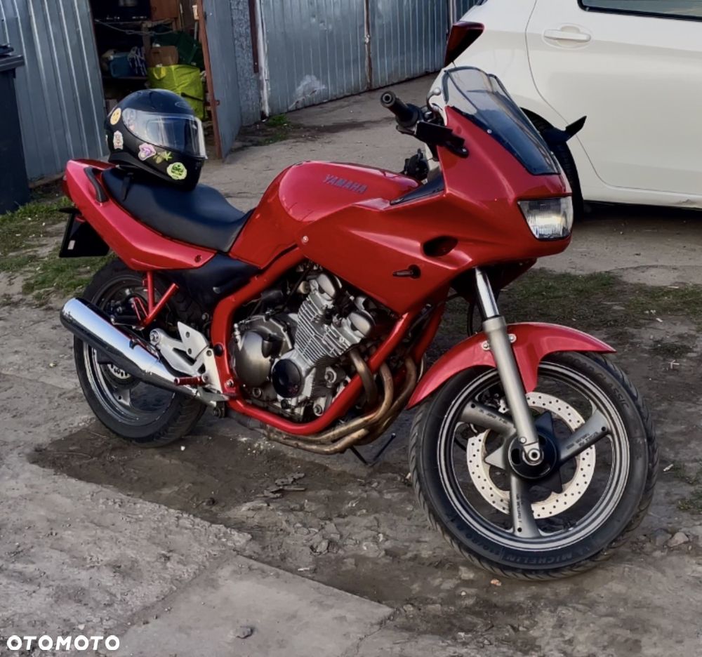 Yamaha XJ - 6