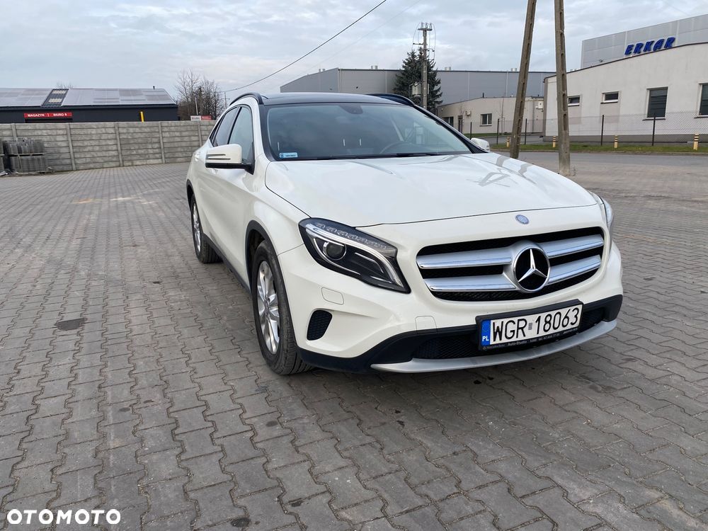 Mercedes-Benz GLA 250 4-Matic - 3
