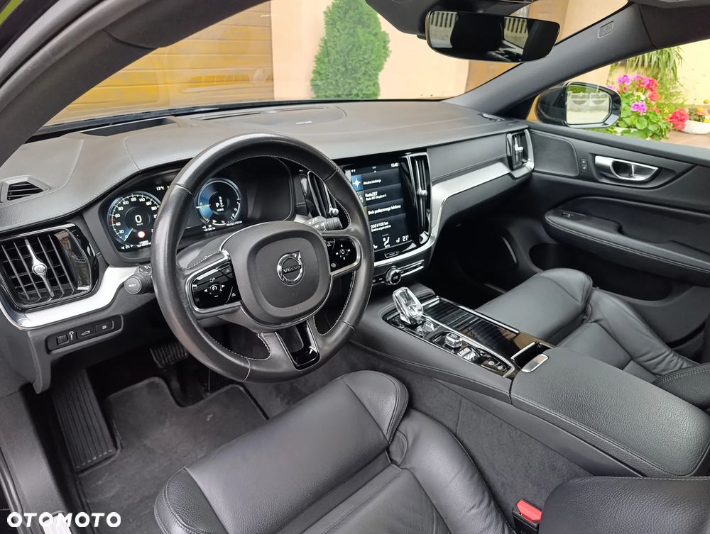 Volvo V60 T8 AWD Twin Engine Geartronic Inscription - 14