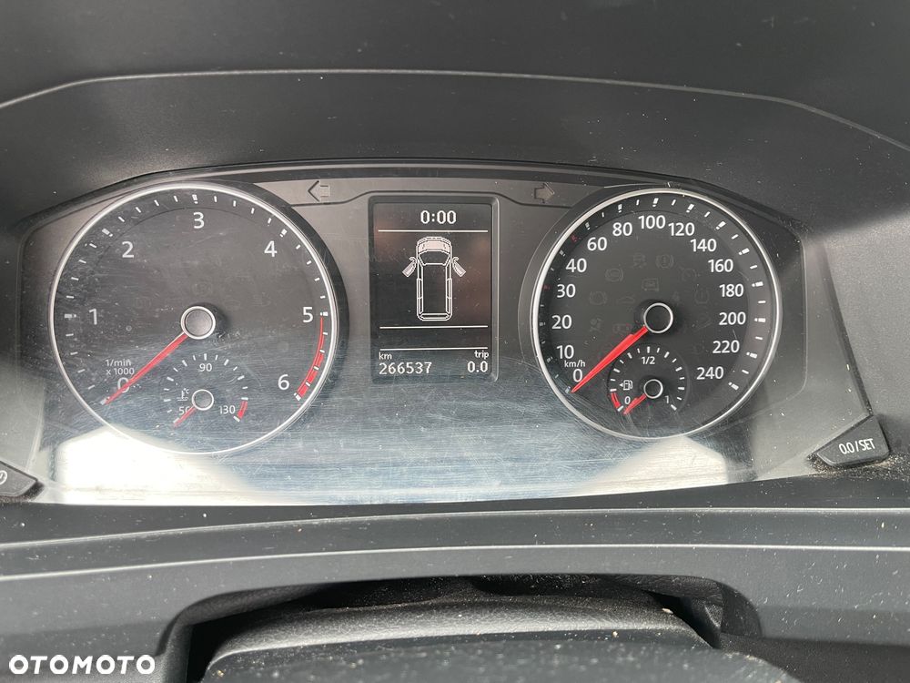 Volkswagen Transporter - 8