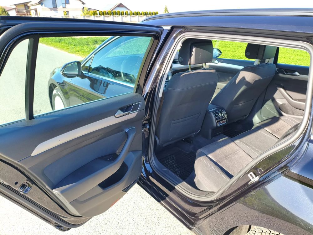 Volkswagen Passat 1.6 TDI (BlueMotion Technology) Comfortline - 20