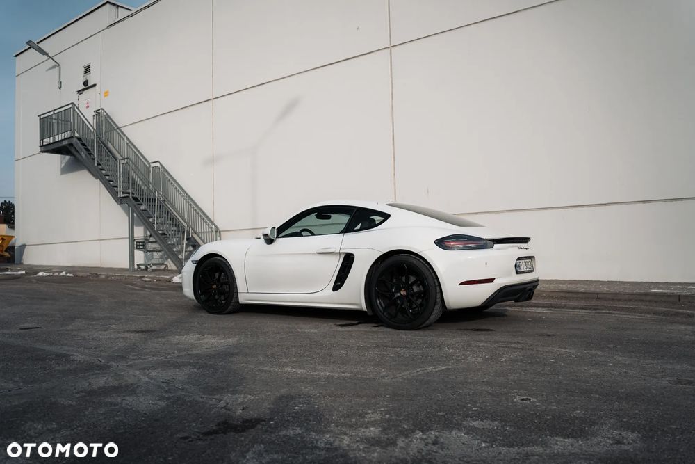 Porsche 718 Cayman GPF Style Edition PDK - 10