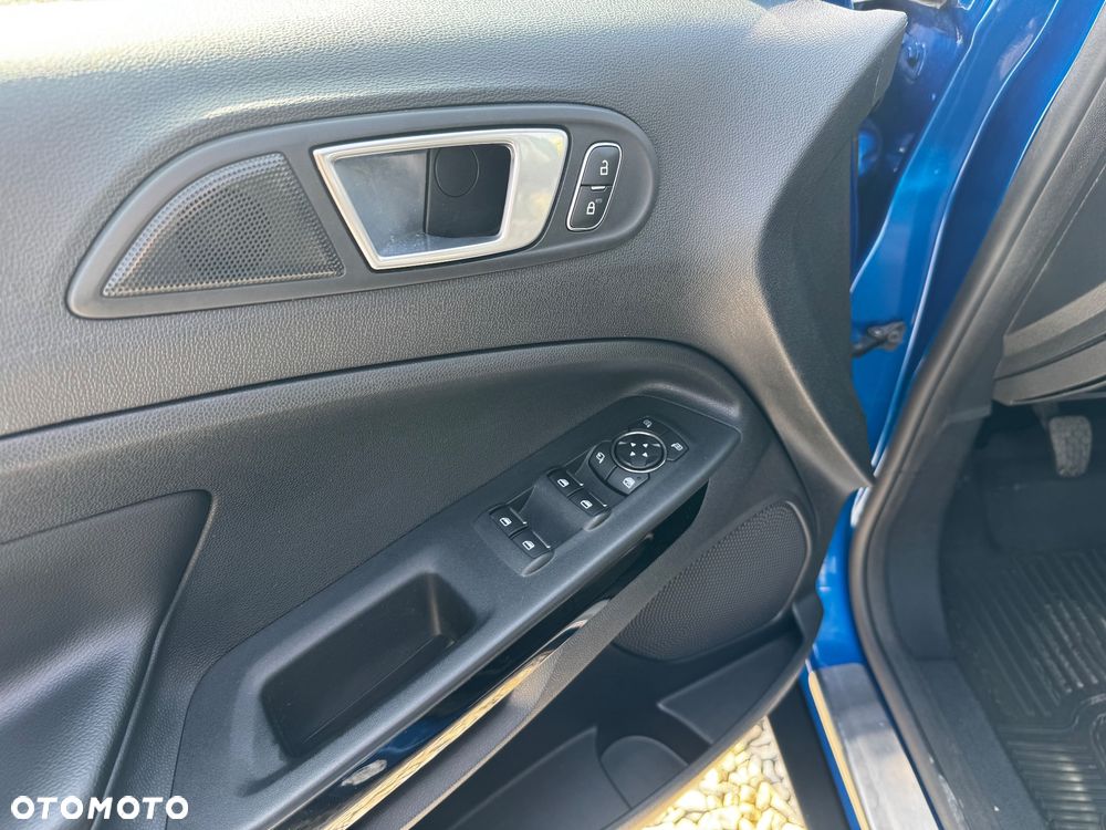 Ford EcoSport - 16